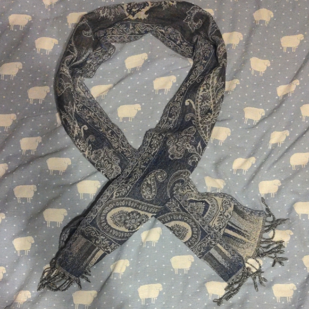 Paisley Patterned Scarf - Steel Blue and Cream